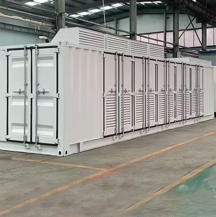 Batteribehållare för energilagring